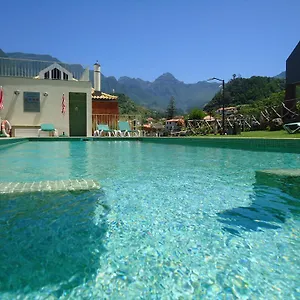 https://a-casa-estrelicia-dourada-garces.madeira-islandshotels.com